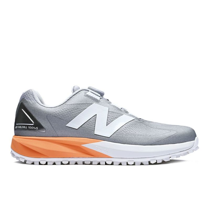 new balance シューズ メンズ シルバー