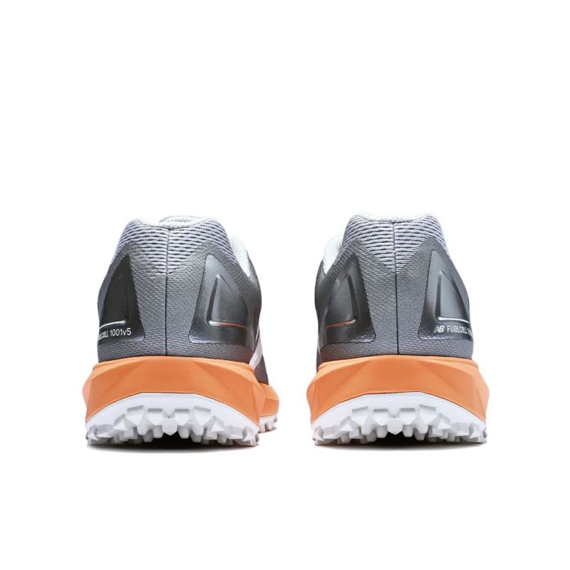 new balance シューズ メンズ シルバー