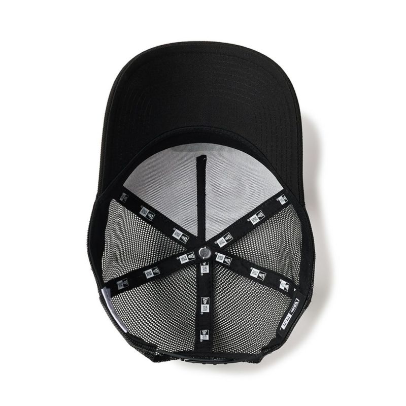 NEW ERA HELLO KITTY レディース  キャップ ホワイト ブラック
