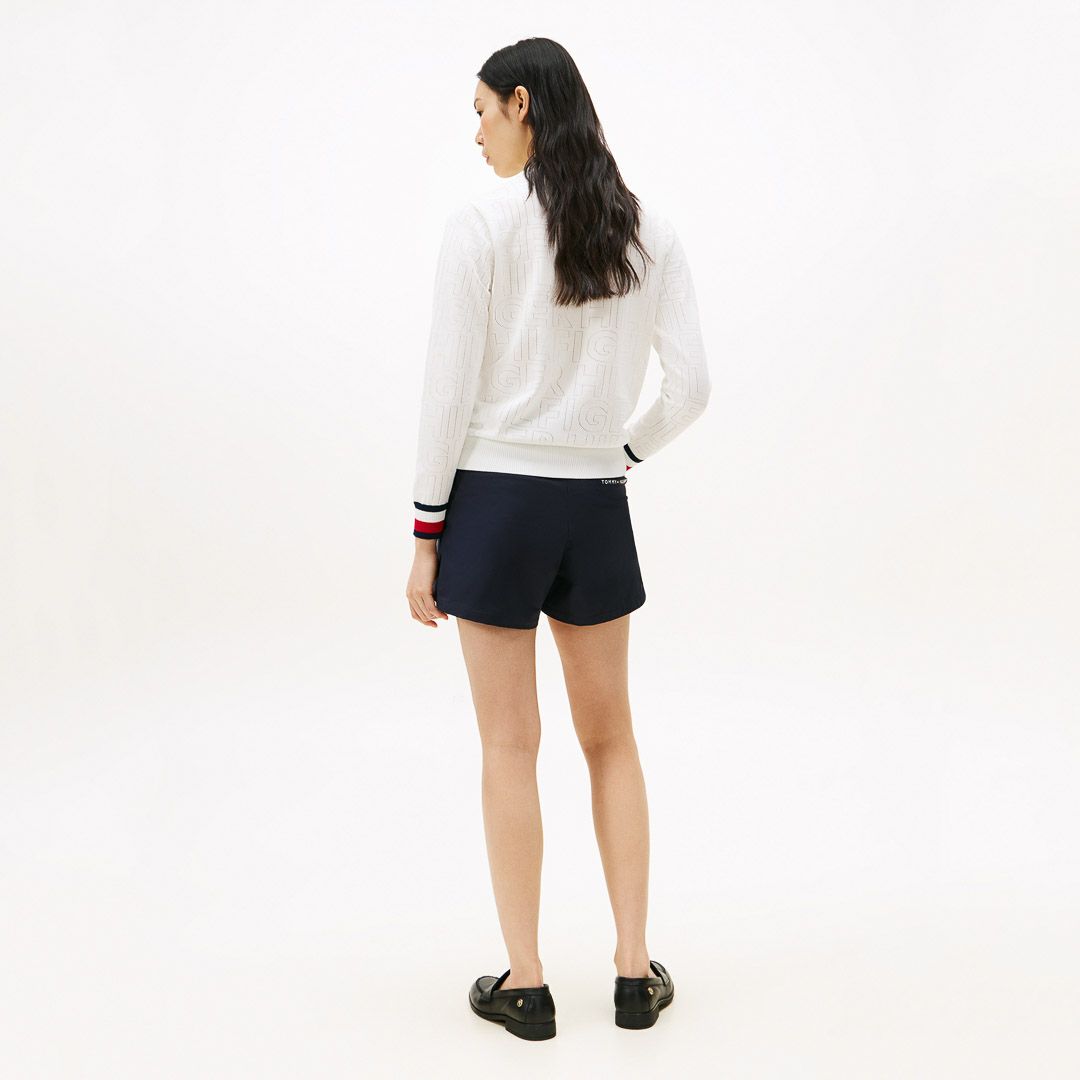TOMMY HILFIGER GOLF レディース 長袖ニット ホワイト モデル着用画像