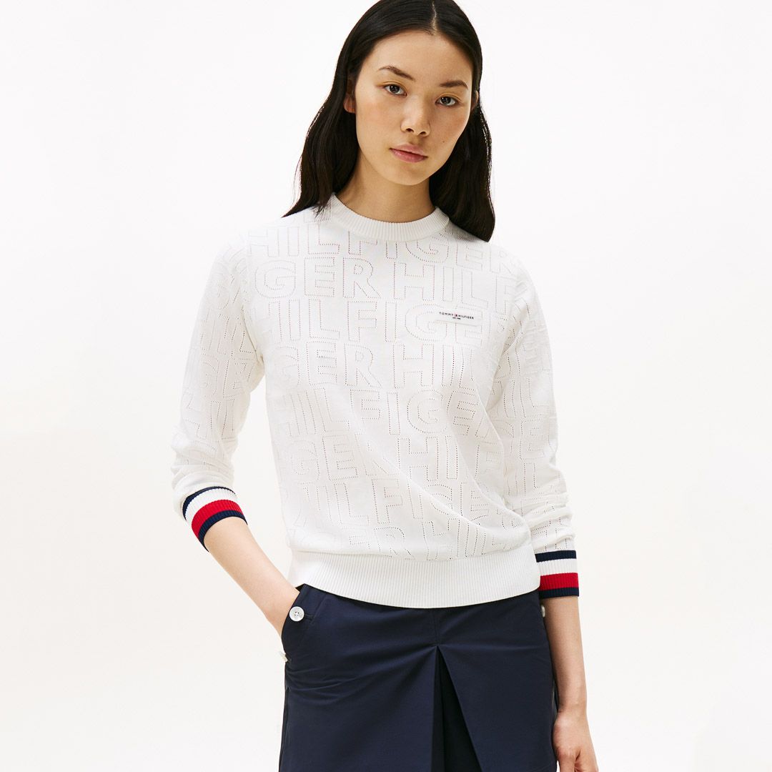TOMMY HILFIGER GOLF レディース 長袖ニット ホワイト モデル着用画像