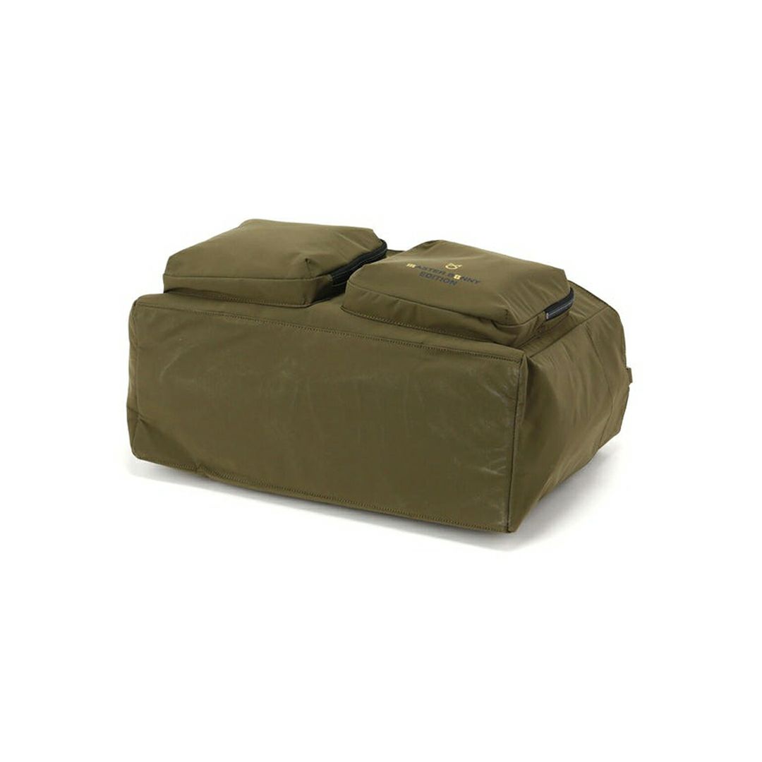 MASTER BUNNY EDITION ユニセックス トートバッグ カーキ