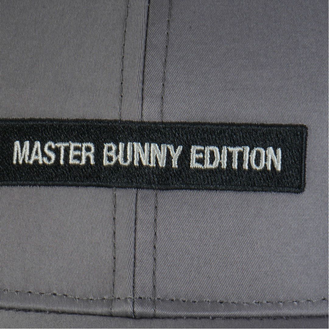 MASTER BUNNY EDITION ユニセックス キャップ グレー