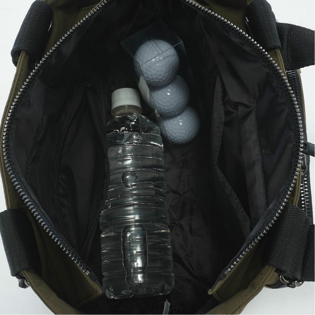 MASTER BUNNY EDITION ユニセックス カートバッグ カーキ