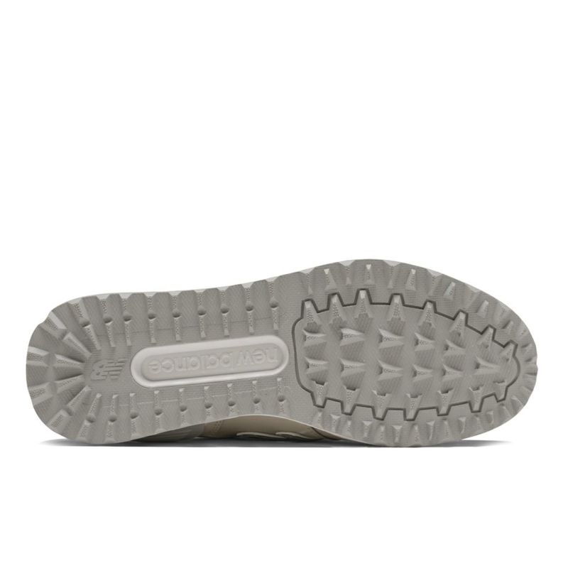 new balance シューズ レディース ベージュ